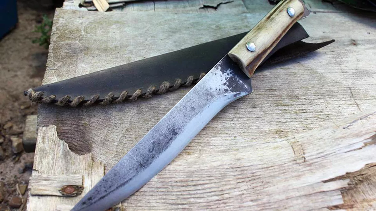 Image de présentation du la création Couteau corneux - version "chef"