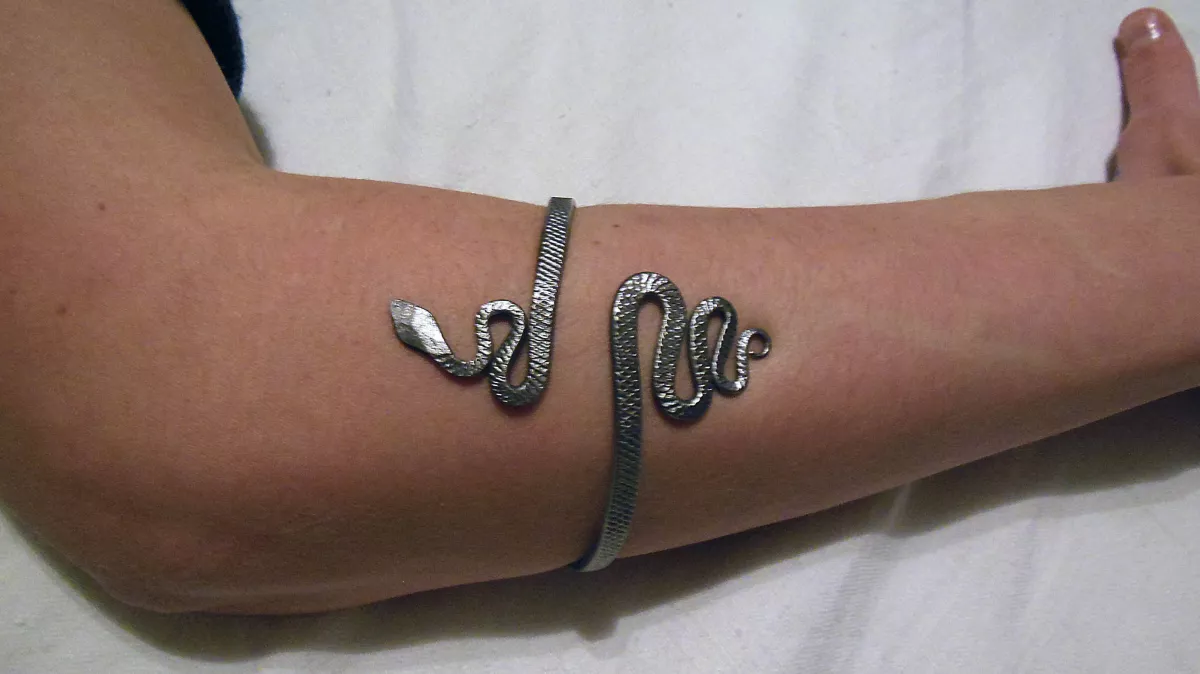 Image de présentation du la création Bijou forgé - Bracelet d'avant bras "Serpent" V1